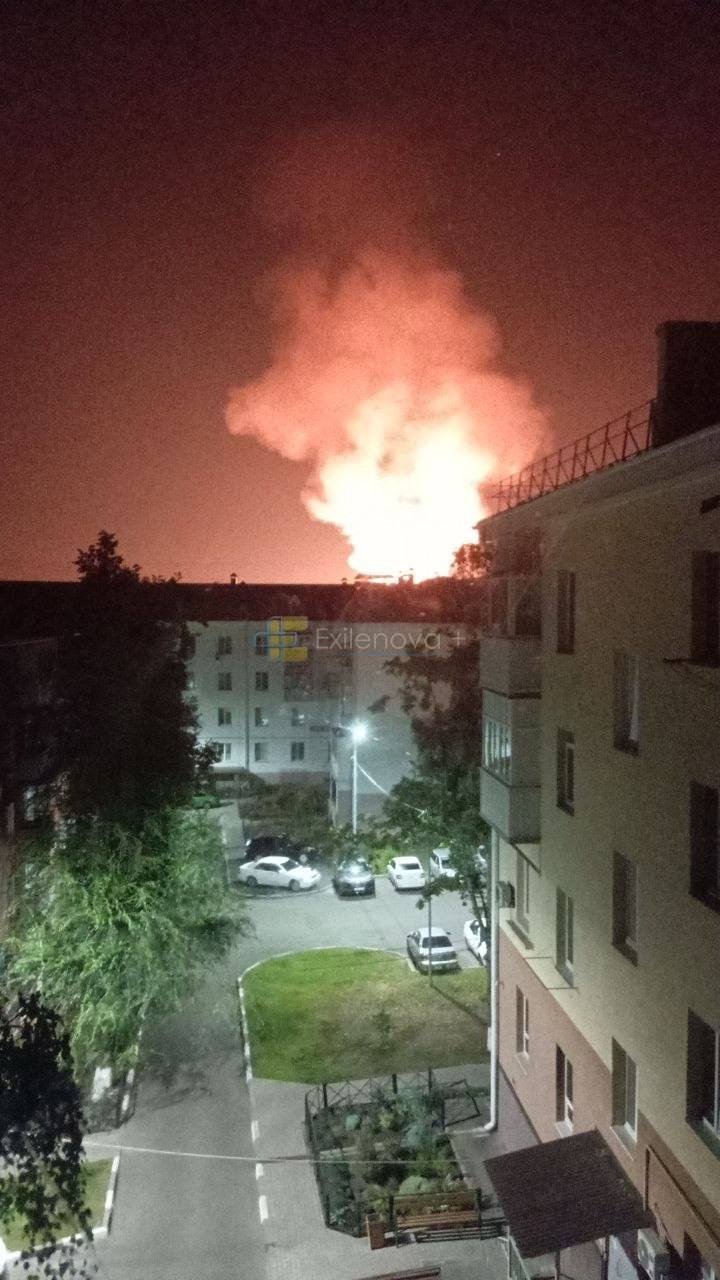 У Бєлгороді після вибухів стався блекаут, повідомляють про пожежу на газовому об'єкті