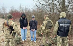 Двох порушників кордону затримали на Волині