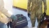 "Прочитал, что от нервов помогает", - крымчанин пытался провезти через КПВВ "Чонгар" 150 грамм конопли для "лечения". ВИДЕО