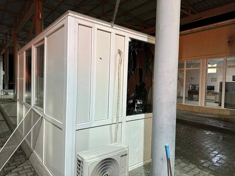КПП Орлівка після обстрілу