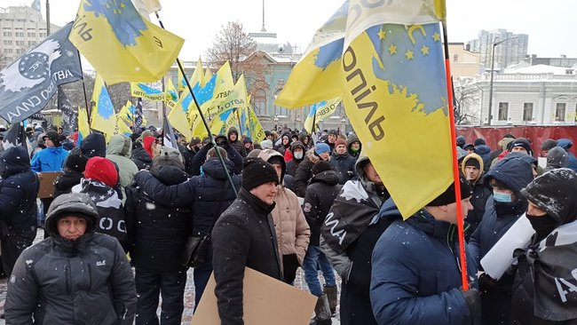 Доступный автомобиль каждому украинцу: владельцы евроблях пикетируют Раду 07