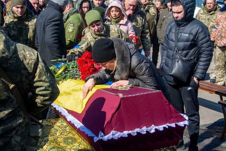 Із п’ятьма захисниками України попрощалися сьогодні на Полтавщині 03