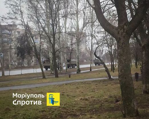 Оккупанты изменили направление движения военной техники через Мариуполь, - Андрющенко 01
