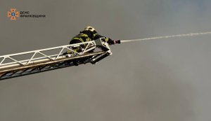 Війська РФ ударили по об’єкту інфраструктури на Прикарпатті (оновлено). ФОТОрепортаж
