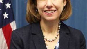 Новий заступник глави дипмісії США Квін прибула в Україну