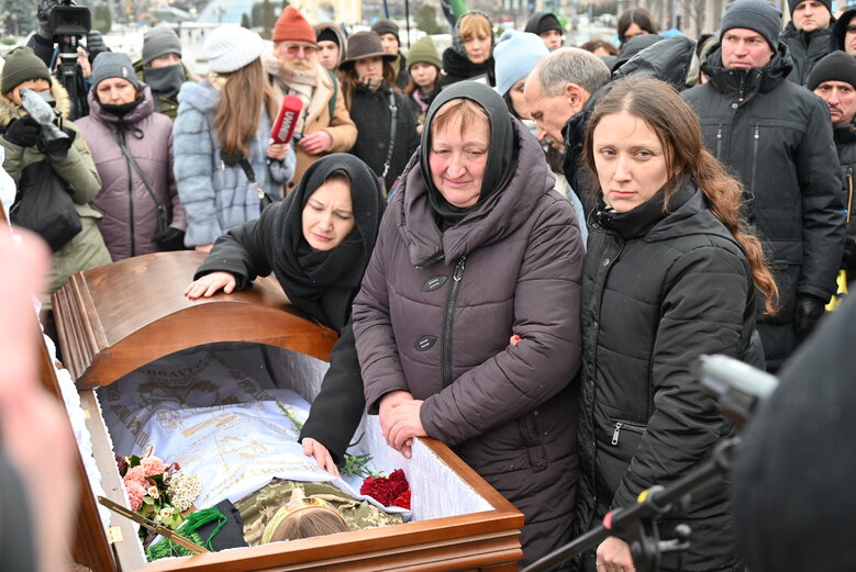 Farewell to warrior and poet Maksym Kryvtsov was held in Kyiv 16