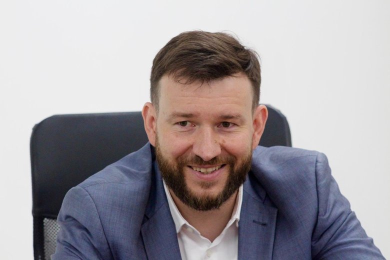 улютін