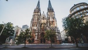 Показ мод у будівлі костелу Святого Миколая в Києві відмінено, - Бородянський