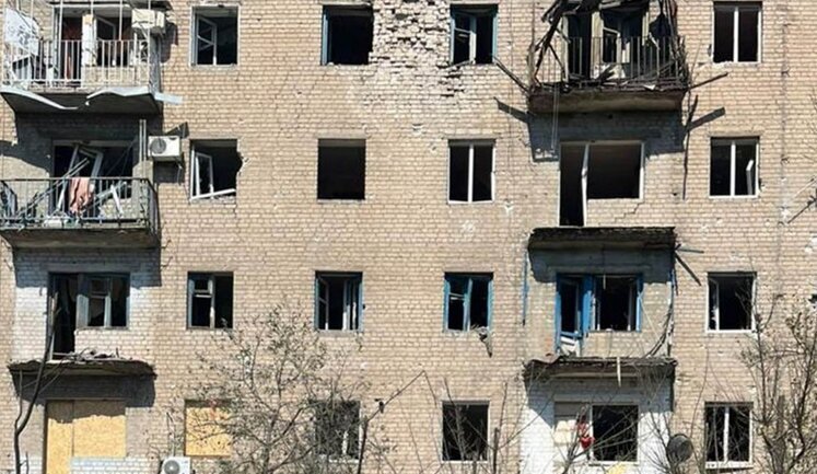 РФ вдарила по ринку та житловому сектору Костянтинівки: троє загиблих та четверо поранених. ФОТОрепортаж