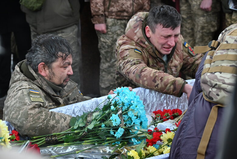 Із захисником України Андрієм Трачуком попрощалися в Києві 15