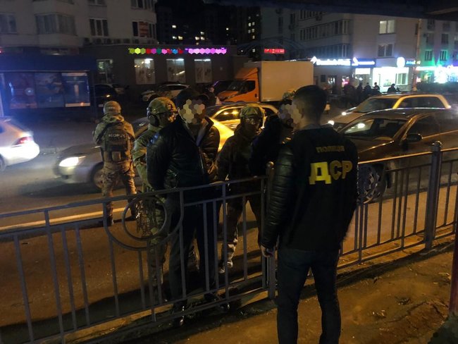 Колишній зек із подільниками збиралися викрасти харківського циганського барона 01