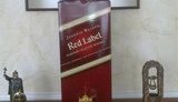 "Пацан сказал - пацан сделал!": мэр Сум проиграл оппозиционеру бутылку виски. ФОТО