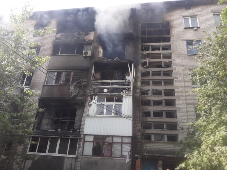 Russian troops shelled houses in Zaporizhzhia region 01