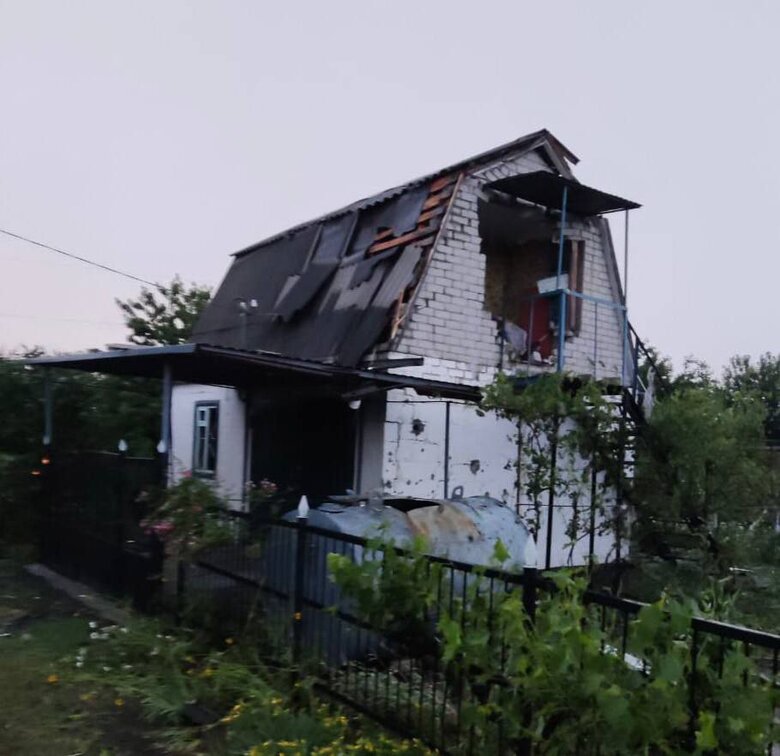 Апостолівська громада Дніпропетровщини обстріляна із Ураганів, 4 загиблих. У Новомосковському районі - 2 прильоти, - Резніченко 01