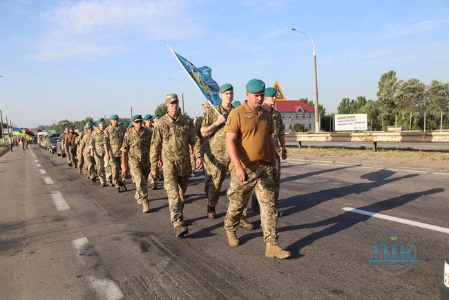 В Херсоне прощаются с погибшей при обстреле санитарного автомобиля на Донбассе Ириной Шевченко 03