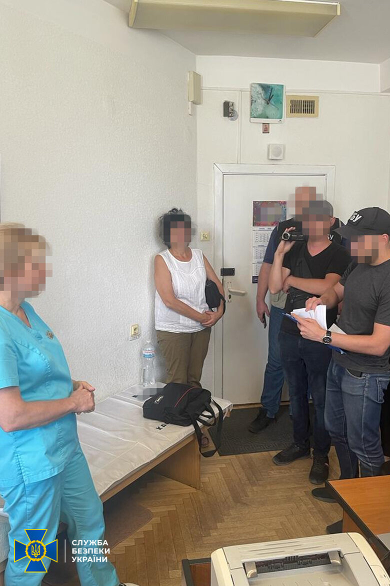 $11 тис. за уникнення призову: СБУ викрила столичних лікарів та працівників ТЦК на хабарях від ухилянтів 02