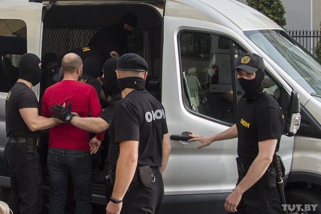 Силовики розігнали акцію противників Лукашенка в Білорусі 07