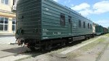 "Укрзализныця" сделала первый вагон для военных с душем и кухней
