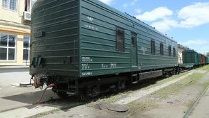 "Укрзализныця" сделала первый вагон для военных с душем и кухней