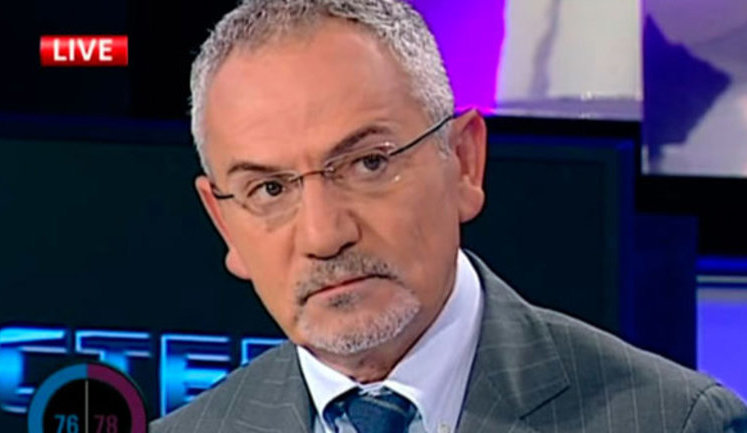 Well-known TV host Savik Schuster’s work permit in Ukraine canceled