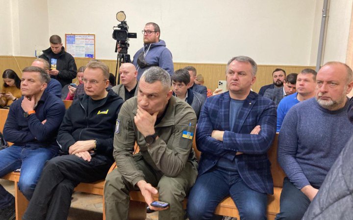 Під час війни обираєш між поганим і ще гіршим. Міський голова Житомира Сухомлин – про допомогу ЗСУ, відібраний ПДФО, бомбосховища, дрони і тиск на місцеве самоврядування 09