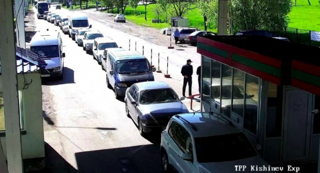 Після вибухів у Придністров’ї на виїзд на підконтрольну Молдові територію утворились автомобільні черги 01