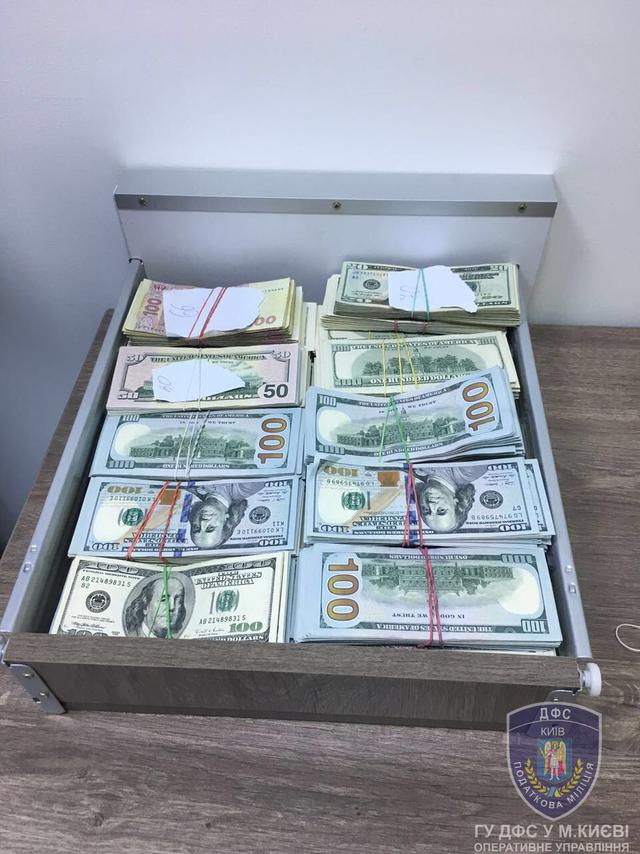 Київські податківці ліквідували міжнародну схему легалізації грошей із використанням криптовалют 13