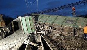 "Лучше пусть поезда стоят, чем лежат"