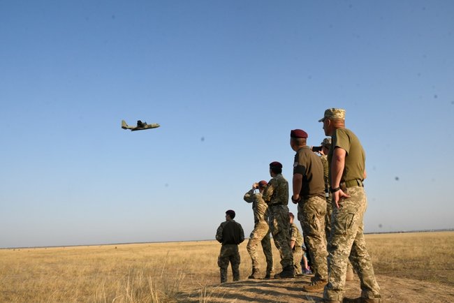 Учения Объединенные усилия - 2020 на Николаевщине начались с высадки британско-украинского десанта 01