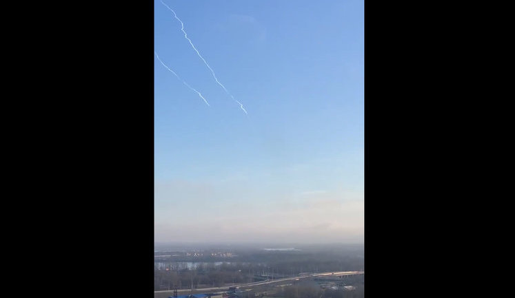 Утренний обстрел Жулян российской армией. ВИДЕО