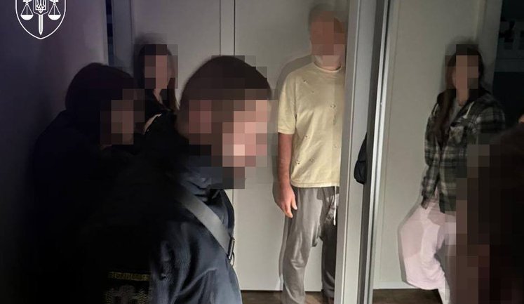 Понад пів мільярда гривень оборонних коштів намагалися "відмити" через фіктивні компанії. ФОТОрепортаж