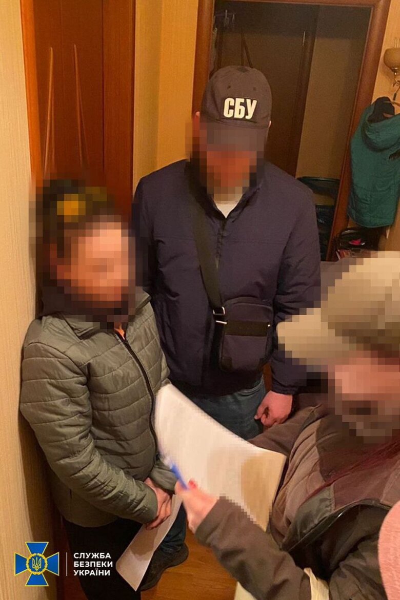 Жительку Черкас засудили до довічного позбавлення волі за роботу на РФ