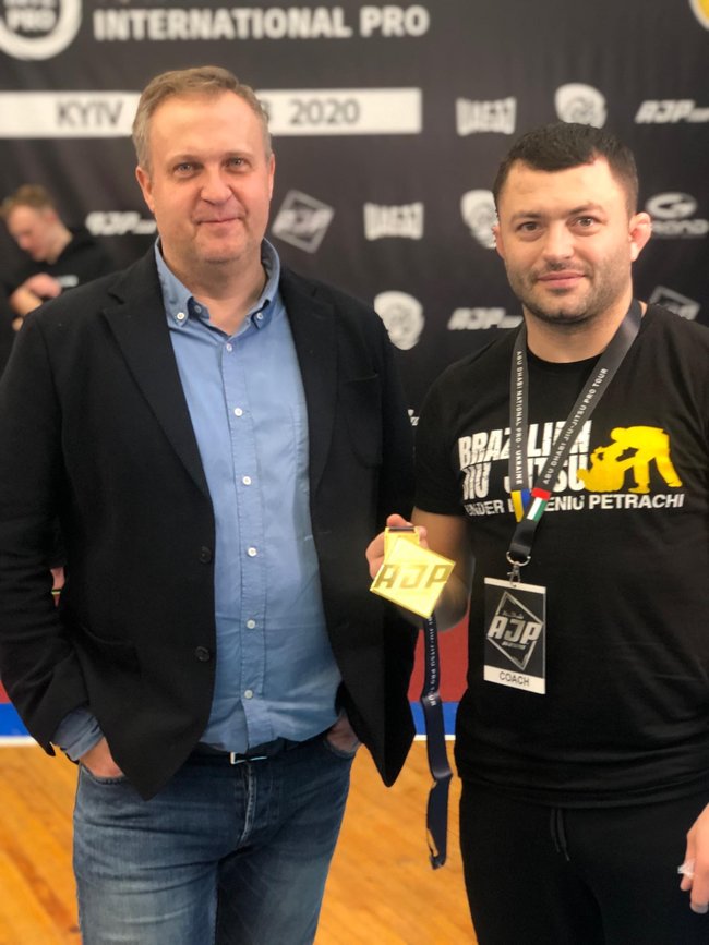 В Киеве 1 февраля прошел международный чемпионат по бразильскому джиу-джитсу 19