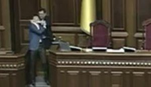 Взрослые игры: как Мартынюк набросился на Ляшко - "Что вы делаете, Адам Иванович?!" ! ВИДЕО.