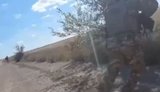 Украинский дрон попадает в группу оккупантов и ликвидирует их
