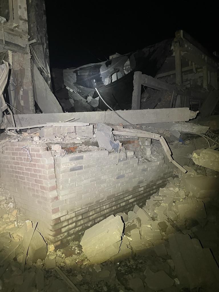 Ночью оккупанты обстреляли Курахово кассетными боеприпасами и ракетами, под обстрелами также находились Торецк, Угледар и Бахмут, - ОВА 01