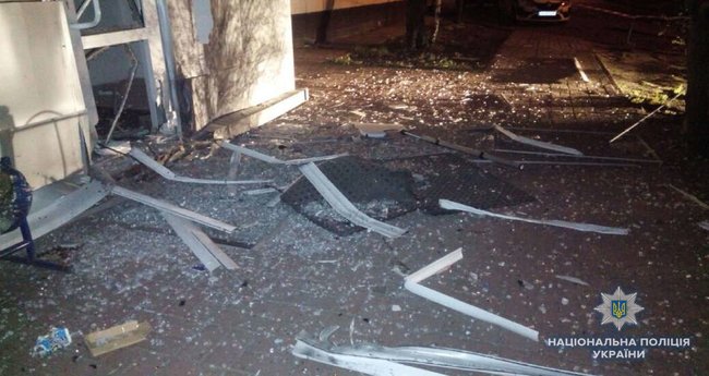 Вночі стався вибух біля будівлі Київенерго 02