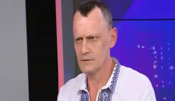 Били током и не давали спать: освобожденный Карпюк рассказал о пытках во время заключения. ВИДЕО