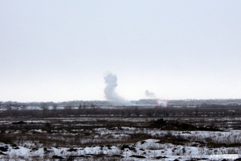 Подразделения 92-й ОМБр проводят в Харьковской области тактические учения с боевой стрельбой 08