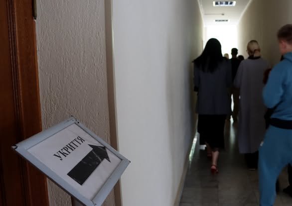 У КНУ перевірили інформацію про недопуск студентів до укриття