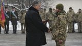Порошенко вручил государственные награды воинам 72-й ОМБр, вернувшимся из зоны проведения ООС. ФОТОрепортаж