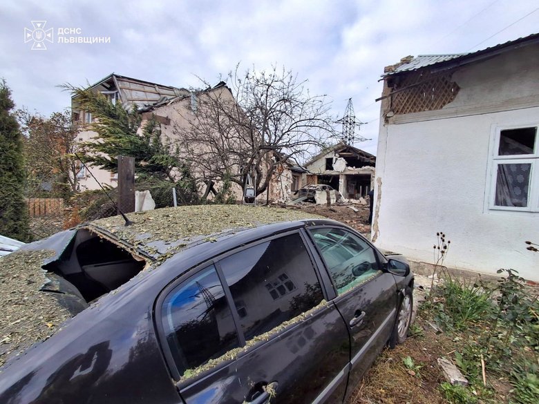 Russian drone crashes in Lviv region, injuring three people