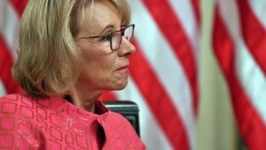 Штурм Капитолия: министр образования США Девос также подала в отставку