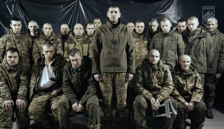 Бойцы бригады "Азов" взяли в плен 20 российских оккупантов на Торецком направлении. ВИДЕО