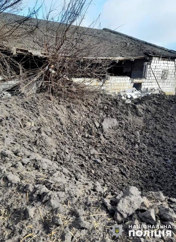 During day, occupiers shelled five settlements in Donetsk region, one person died 06