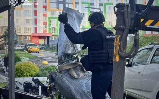Вилучено уламки та бойову частину ракети, що не здетонувала, з багатоповерхівки в Чабанах, - МВС. ВІДЕО+ФОТОрепортаж