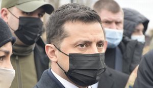Реакция международного сообщества на агрессию РФ - залог предотвращения дальнейшей эскалации, - Зеленский в разговоре с главой Евросовета Мишелем