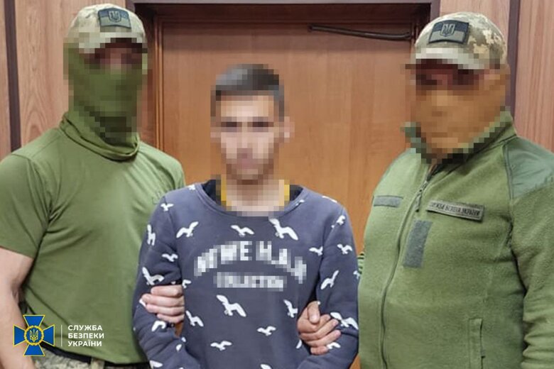 На Полтавщині СБУ затримала двох студентів, які підпалювали військові авто