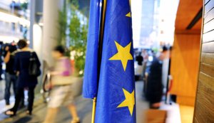 ЄС наразі самотужки допомогає Україні боротися: заява Матернової