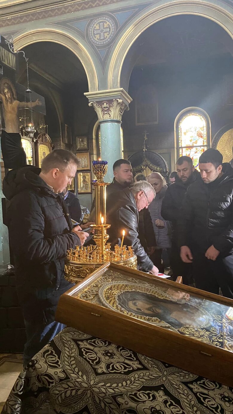 Храм УПЦ МП во Львове перешел в ПЦУ, - Козицкий 02